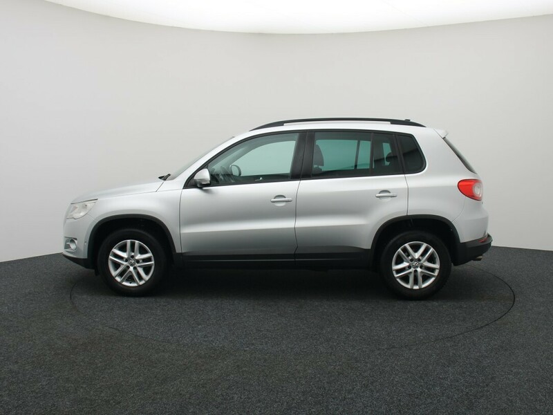 Photo 6 - Volkswagen Tiguan 2010 y Off-road / Crossover