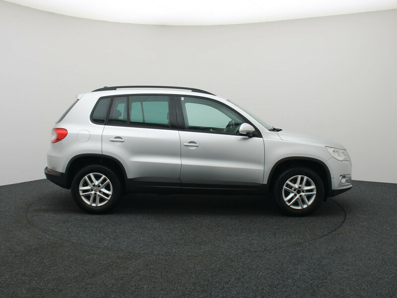 Photo 9 - Volkswagen Tiguan 2010 y Off-road / Crossover