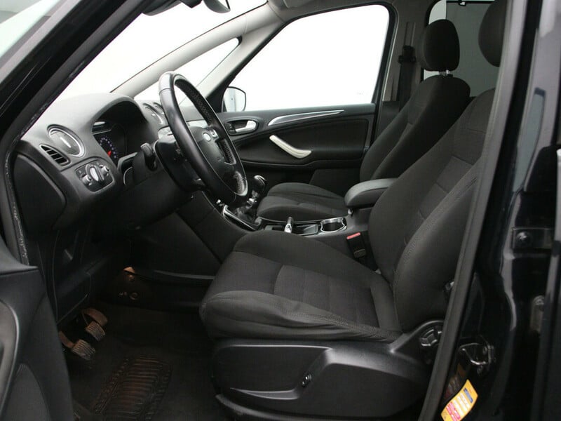 Photo 4 - Ford S-Max 2012 y Minibus