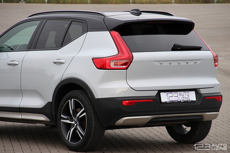 Фотография 9 - Volvo XC40 2021 г Внедорожник / Кроссовер