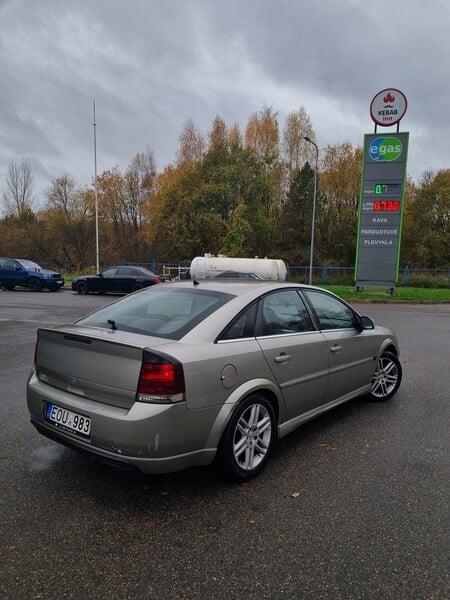 Photo 3 - Opel Vectra 2003 y Sedan