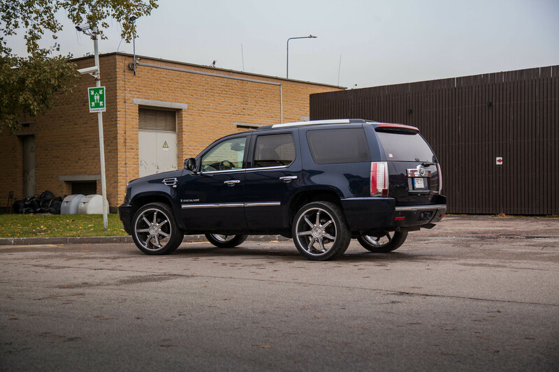 Cadillac Escalade 2009 m Visureigis / Krosoveris