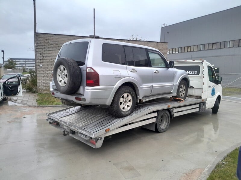 Mitsubishi Pajero III 2004 y