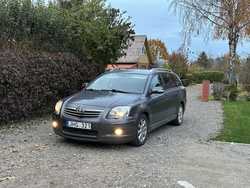 Toyota Avensis 2007 г Универсал