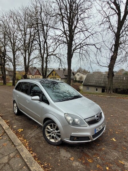 Opel Zafira 2007 m Vienatūris