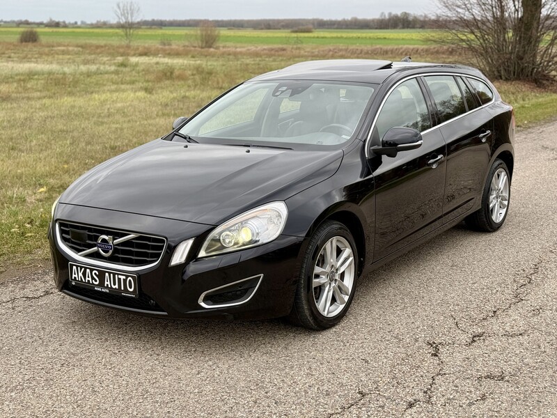 Volvo V60 2010 m Universalas