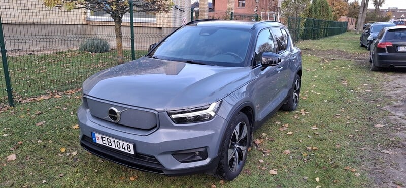 Фотография 3 - Volvo XC40 2021 г Внедорожник / Кроссовер