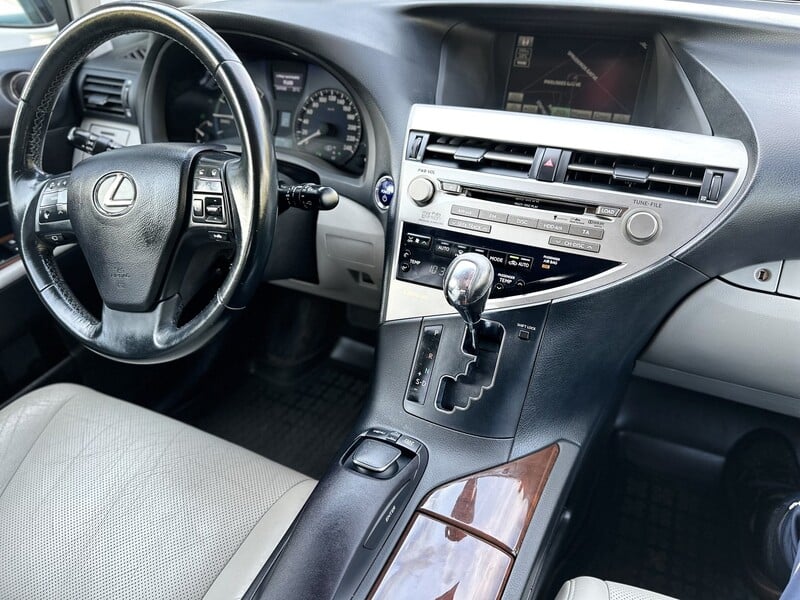 Фотография 20 - Lexus RX 450h 2010 г Седан