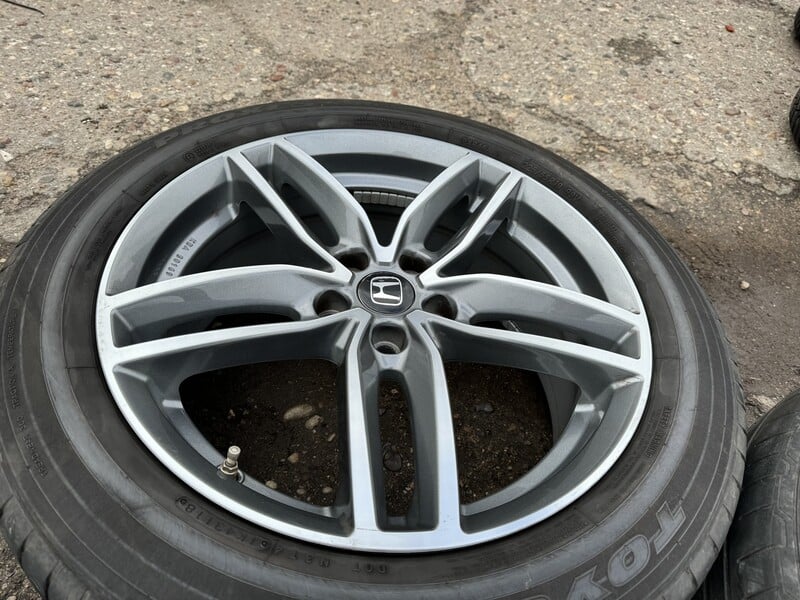 Photo 5 - Honda Siunciam, 8J ET45 light alloy R19 rims