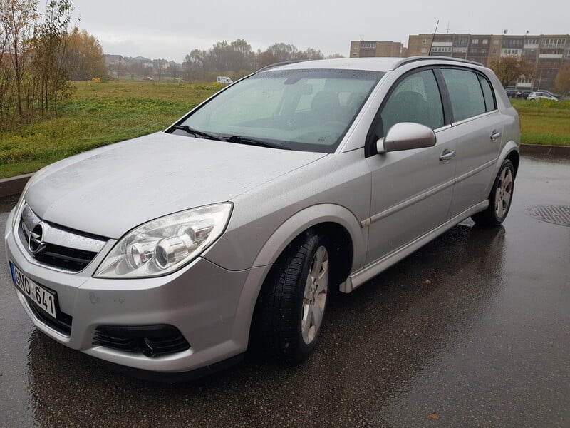 Opel Signum 2007 m Hečbekas