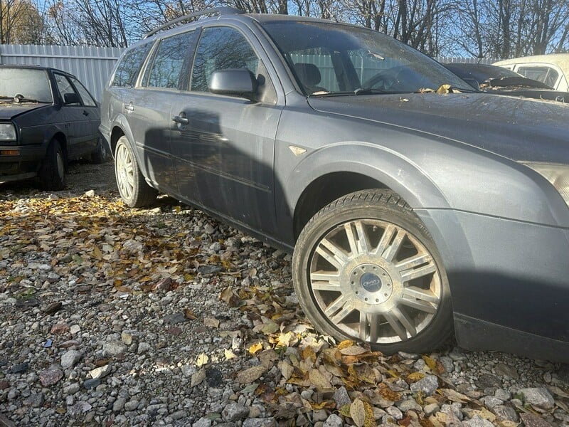 Photo 2 - Ford Mondeo 2002 y parts