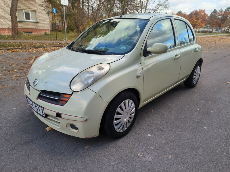 Nissan Micra 2005 y Hatchback