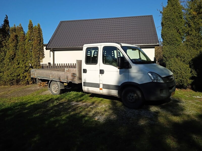 Photo 4 - Iveco Daily 2009 y Automobilvežis