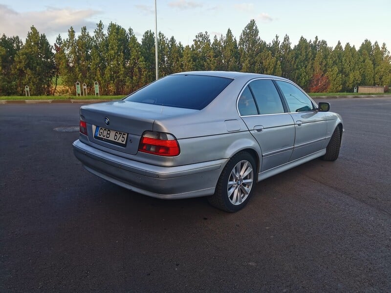 Photo 2 - Bmw 525 E39 2003 y