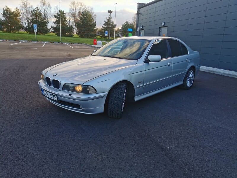 Photo 6 - Bmw 525 E39 2003 y