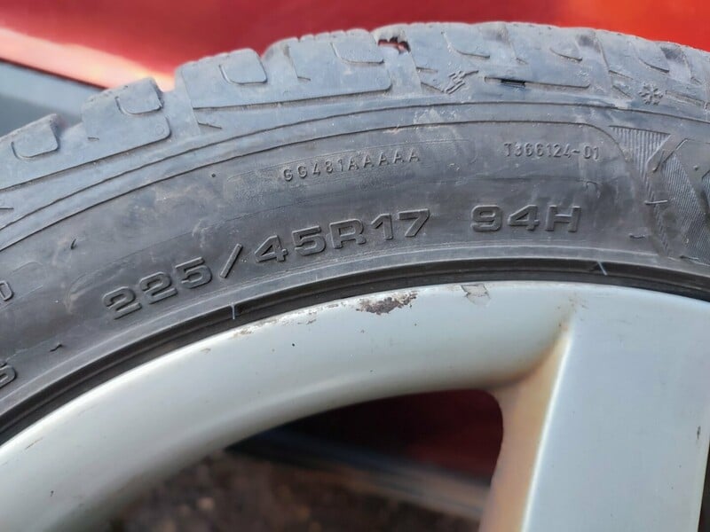 Photo 11 - Goodyear Ultragrip R17 winter tyres passanger car