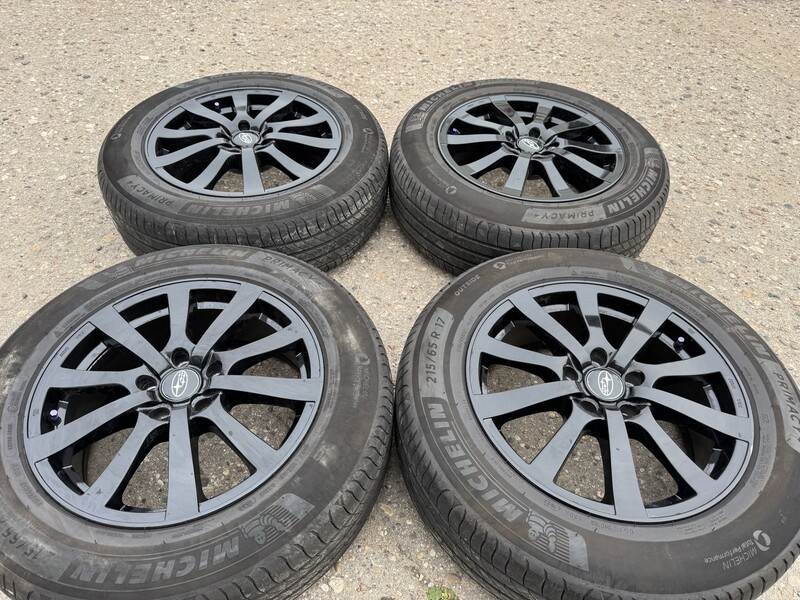 Photo 1 - Subaru Siunciam, 7J ET40 light alloy R17 rims