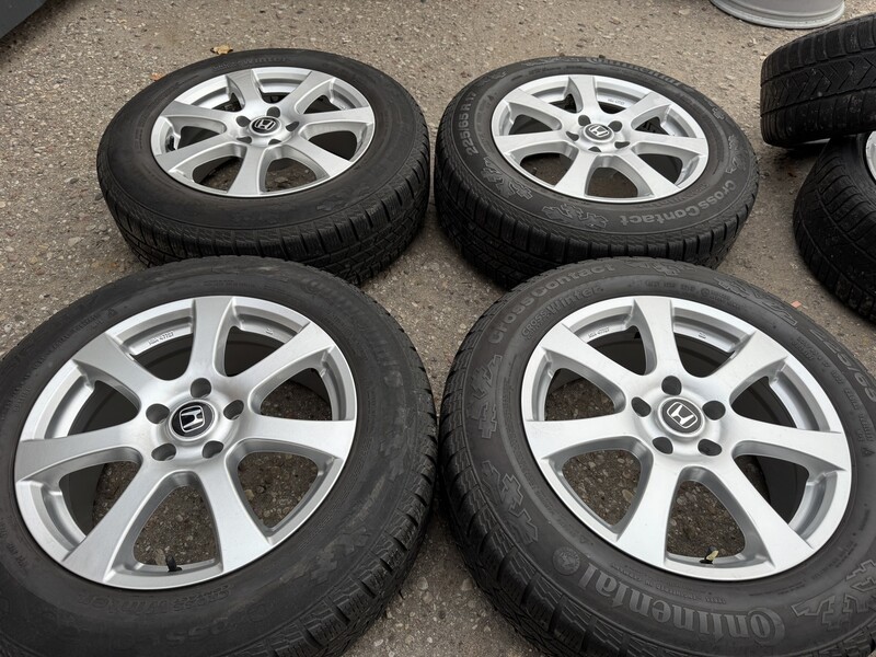 Photo 1 - Honda Siunciam, 7.5J ET40 light alloy R17 rims