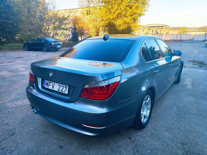 Photo 2 - Bmw 525 2007 y Sedan