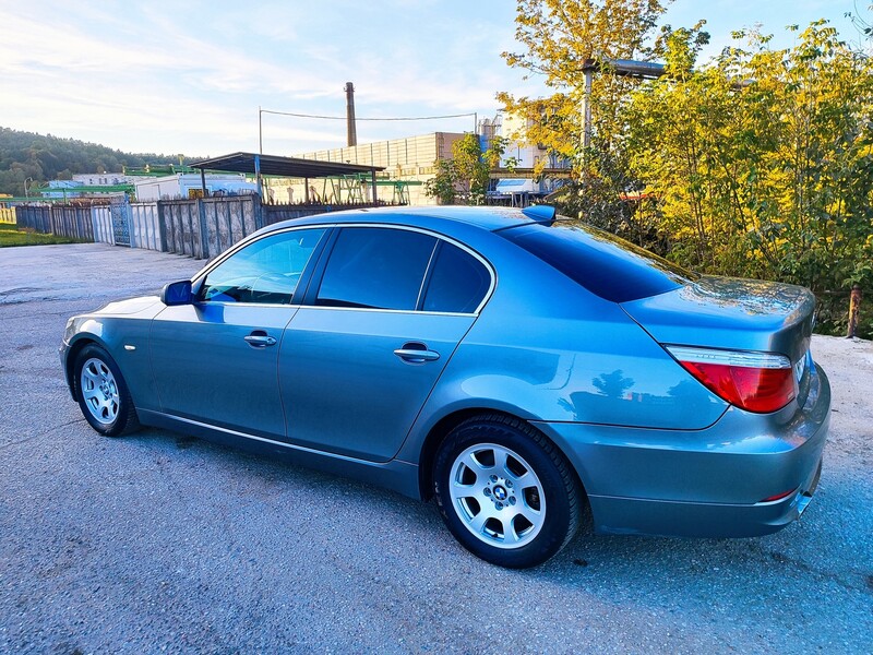 Photo 5 - Bmw 525 2007 y Sedan