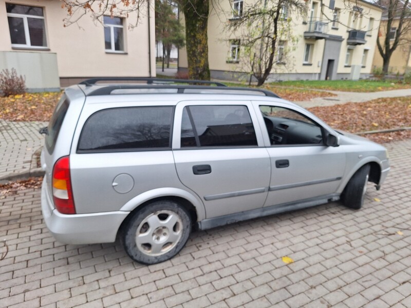 Opel Astra 2000 m Universalas