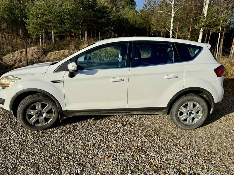 Photo 5 - Ford Kuga 2010 y Off-road / Crossover