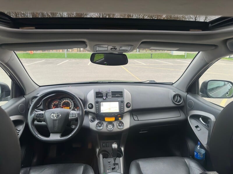 Photo 7 - Toyota RAV4 III 2010 y