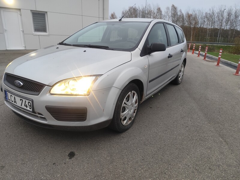 Фотография 2 - Ford Focus I 2005 г