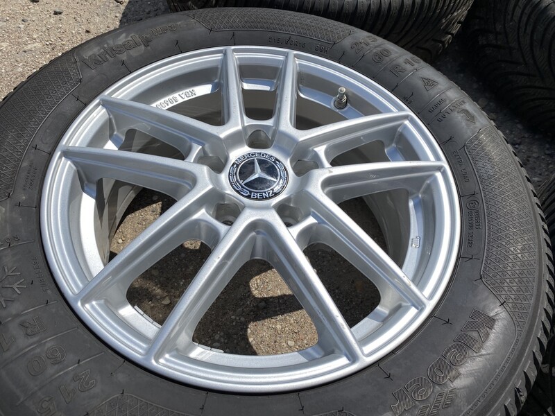 Photo 2 - Mercedes-Benz Siunciam, 7J ET52 light alloy R16 rims