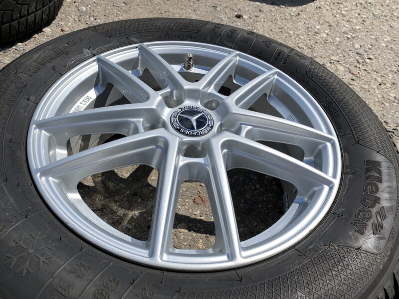 Photo 5 - Mercedes-Benz Siunciam, 7J ET52 light alloy R16 rims