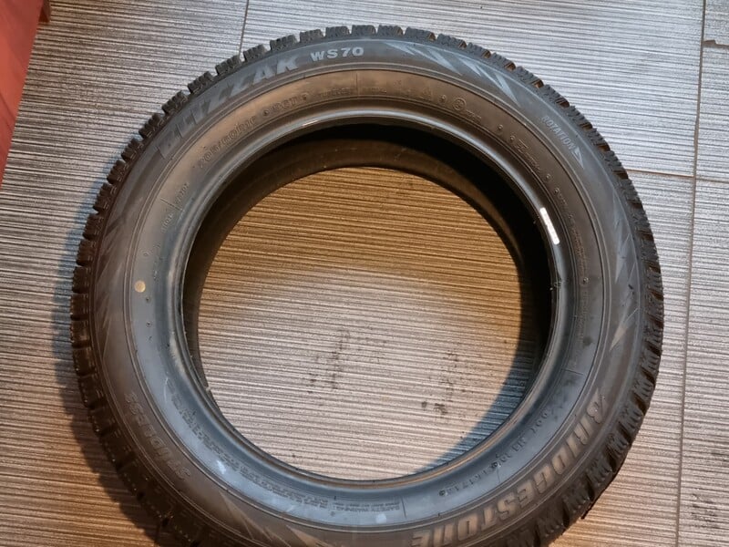 Фотография 2 - Bridgestone Blizzak WS70 R16 зимние шины для автомобилей