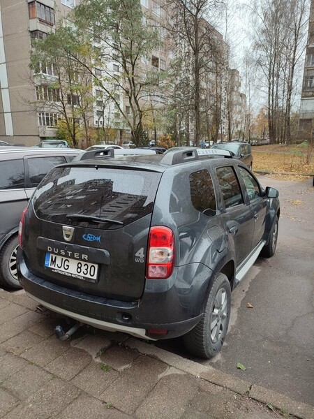 Фотография 2 - Dacia Duster 2016 г Внедорожник / Кроссовер