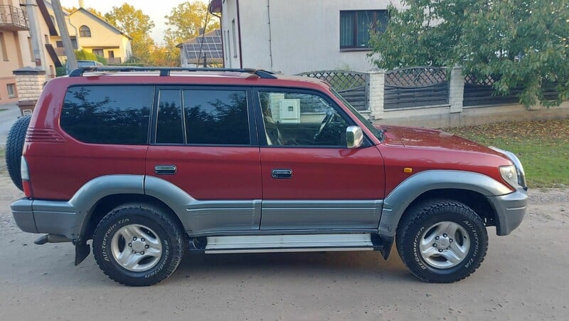 Toyota Land Cruiser 2000 m Visureigis / Krosoveris