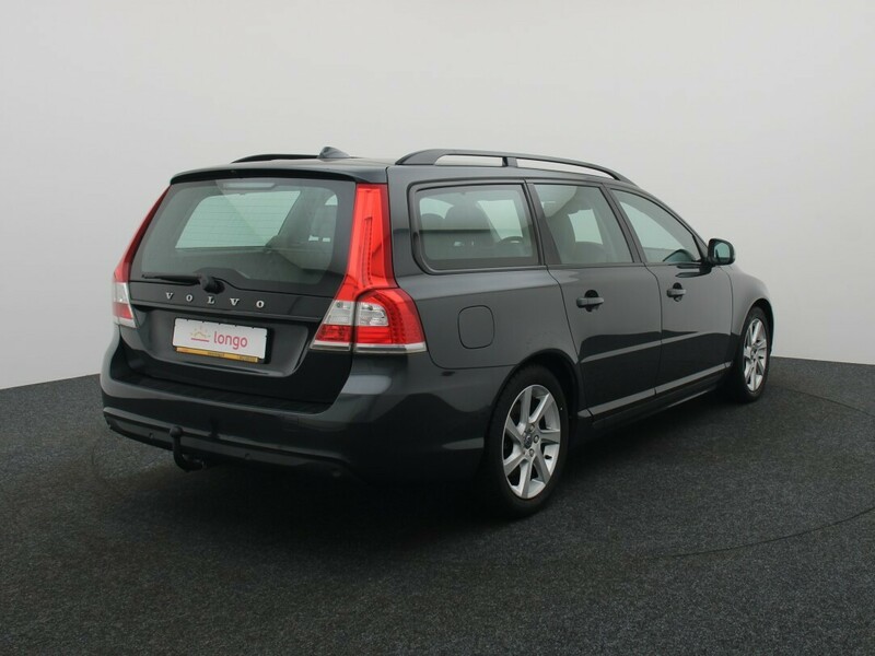 Фотография 8 - Volvo V70 2015 г Универсал