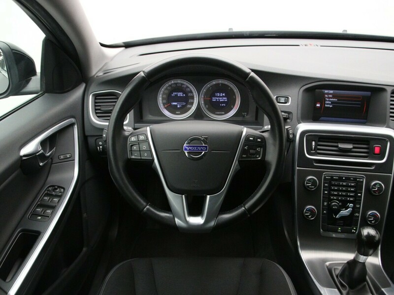 Nuotrauka 17 - Volvo V60 2014 m Universalas