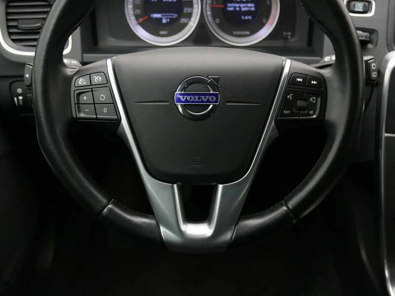 Nuotrauka 18 - Volvo V60 2014 m Universalas