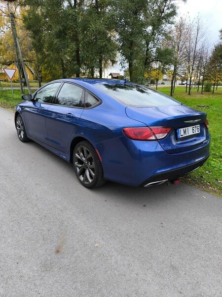 Nuotrauka 3 - Chrysler 200 2015 m Sedanas