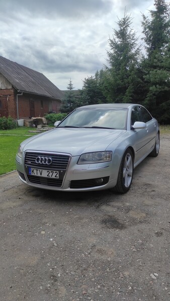 Audi A8 2003 m Limuzinas