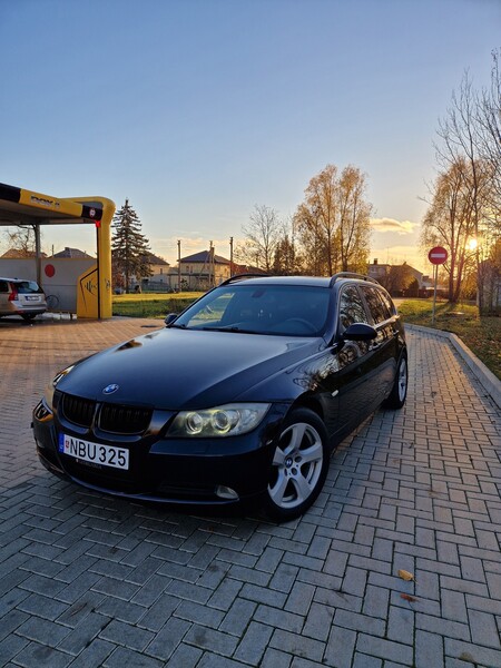 Bmw 325 E91 2008 y