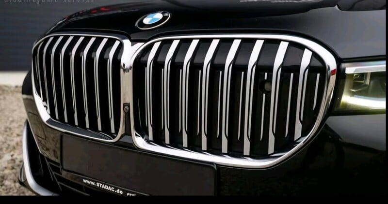 Photo 19 - Bmw 730 G11 2019 y