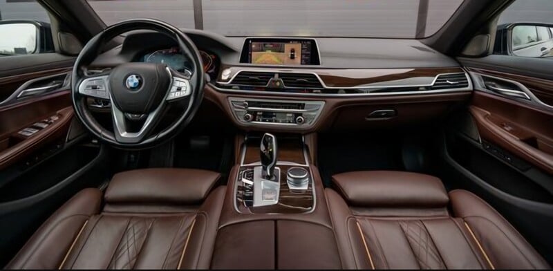 Photo 9 - Bmw 730 G11 2019 y