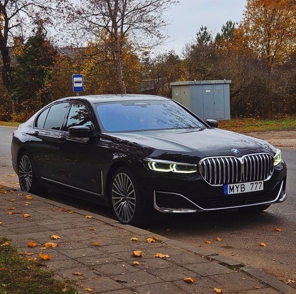 Photo 5 - Bmw 730 G11 2019 y