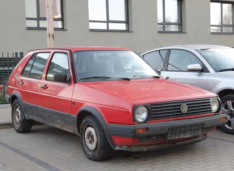 Volkswagen Golf 1989 m Hečbekas