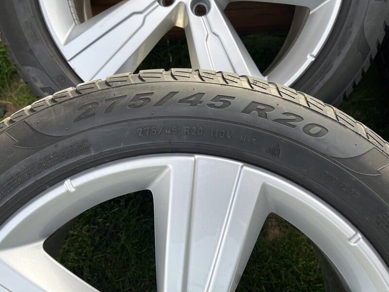 Photo 3 - Audi Q7 light alloy R20 rims