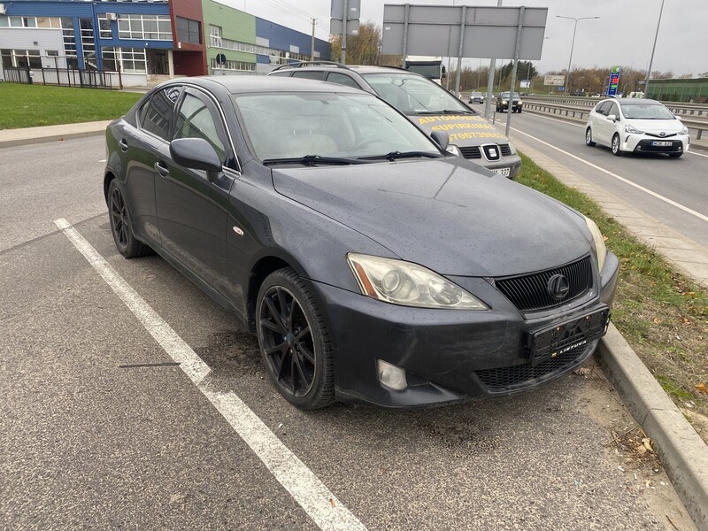 Lexus IS 220 II 2008 m