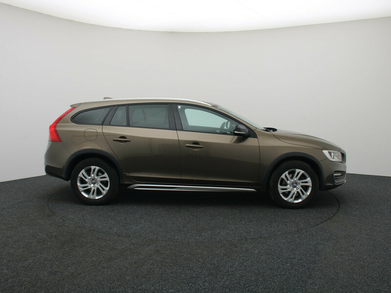 Photo 9 - Volvo cross+country 2016 y Wagon