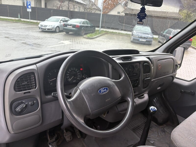 Photo 5 - Ford Transit 2000 y Heavy minibus