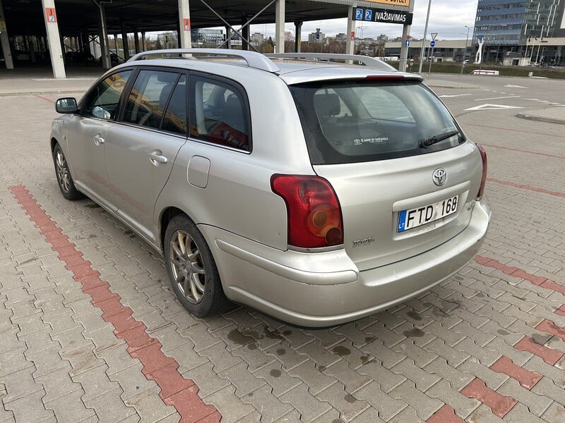 Photo 5 - Toyota Avensis 2006 y Wagon