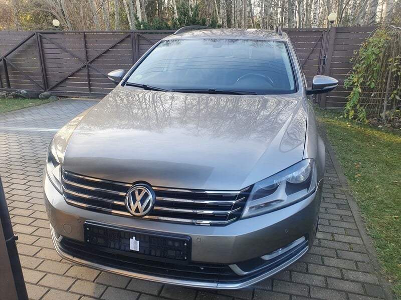 Photo 3 - Volkswagen Passat B7 2012 y