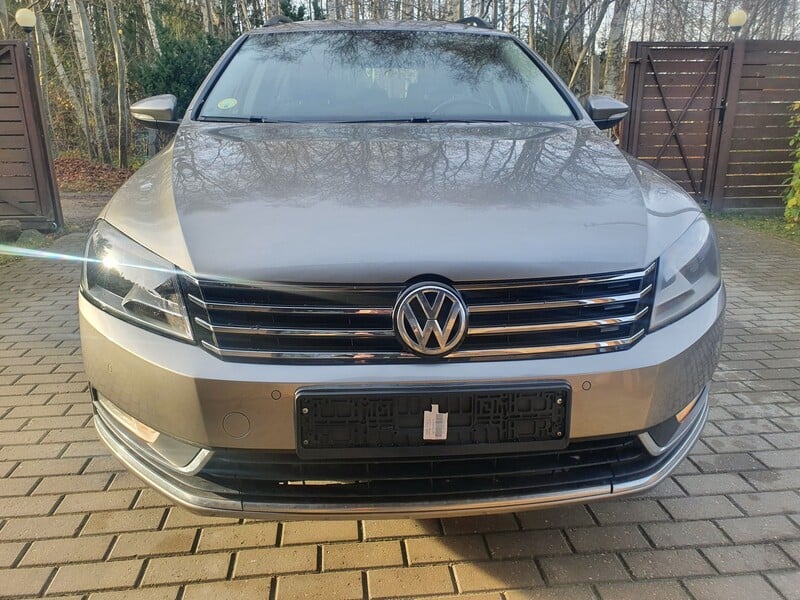 Photo 7 - Volkswagen Passat B7 2012 y